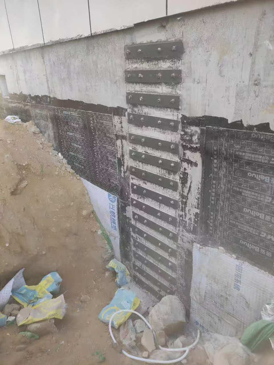 黔西南房屋柱子加固方法